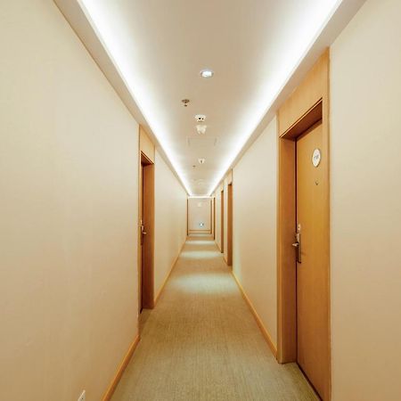 All Season Kunming Zhengyifang Pedestrian Street Hotel Bagian luar foto