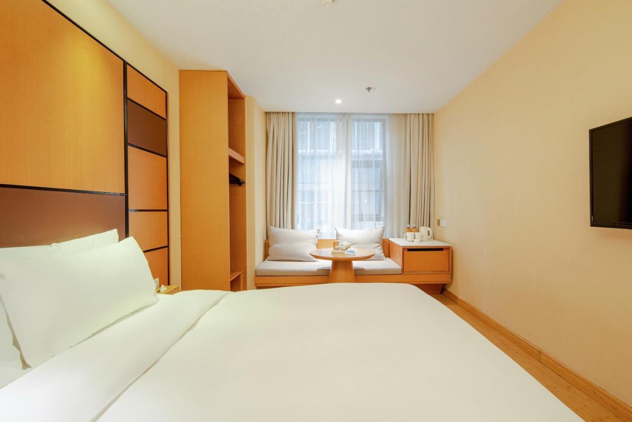All Season Kunming Zhengyifang Pedestrian Street Hotel Bagian luar foto
