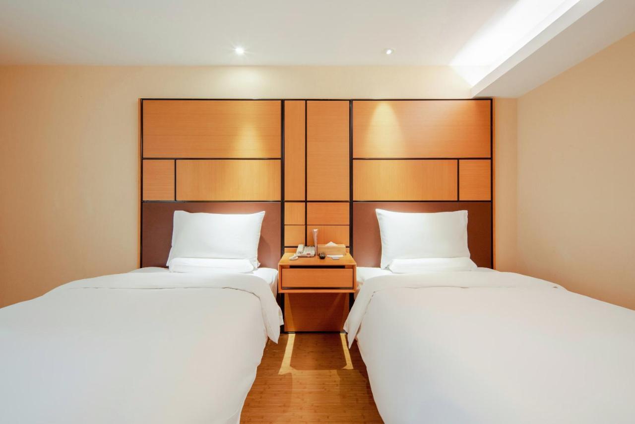 All Season Kunming Zhengyifang Pedestrian Street Hotel Bagian luar foto