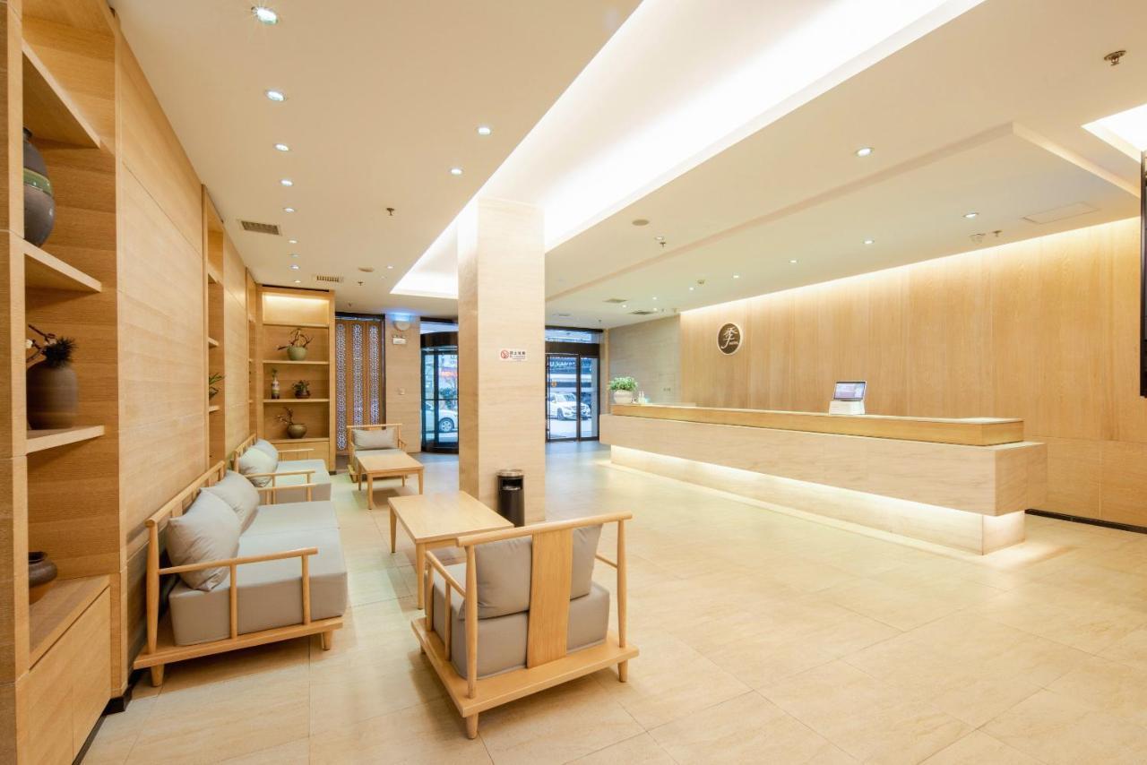 All Season Kunming Zhengyifang Pedestrian Street Hotel Bagian luar foto